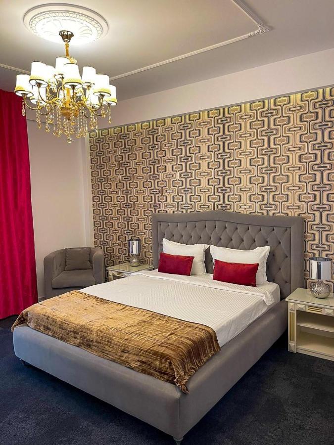 Hotel Goya Collection Targu Jiu Ngoại thất bức ảnh