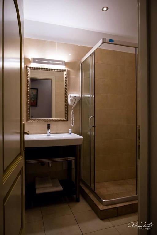 Hotel Goya Collection Targu Jiu Ngoại thất bức ảnh