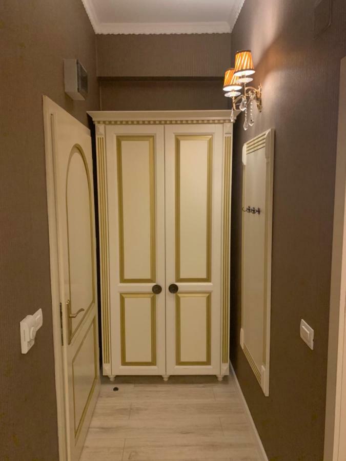 Hotel Goya Collection Targu Jiu Ngoại thất bức ảnh